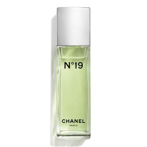 chanel no 18 perfume review|chanel no 19 perfume boots.